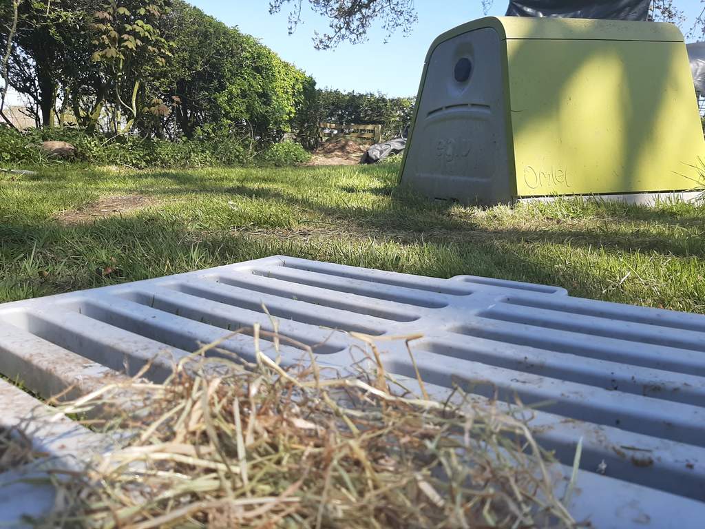 Pillow Wad MiniBale Meadow Hay Large 2.25 kg Rabbit Bedding Rabbit