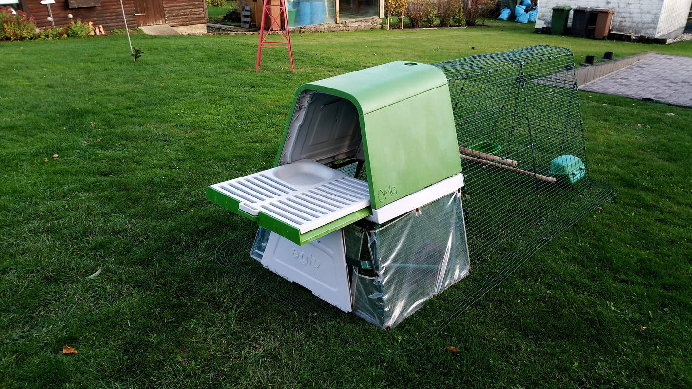 Eglu Go UP Chicken Coop Chicken House for 24 Birds