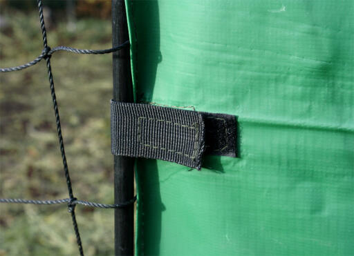 Attaches to your fencing easily, using velcro
