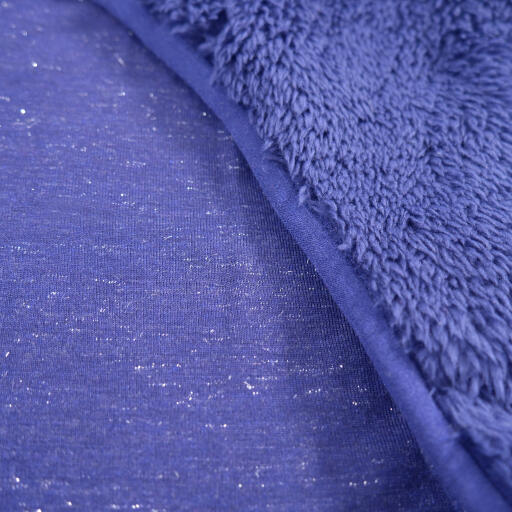 Close up of blue blanket