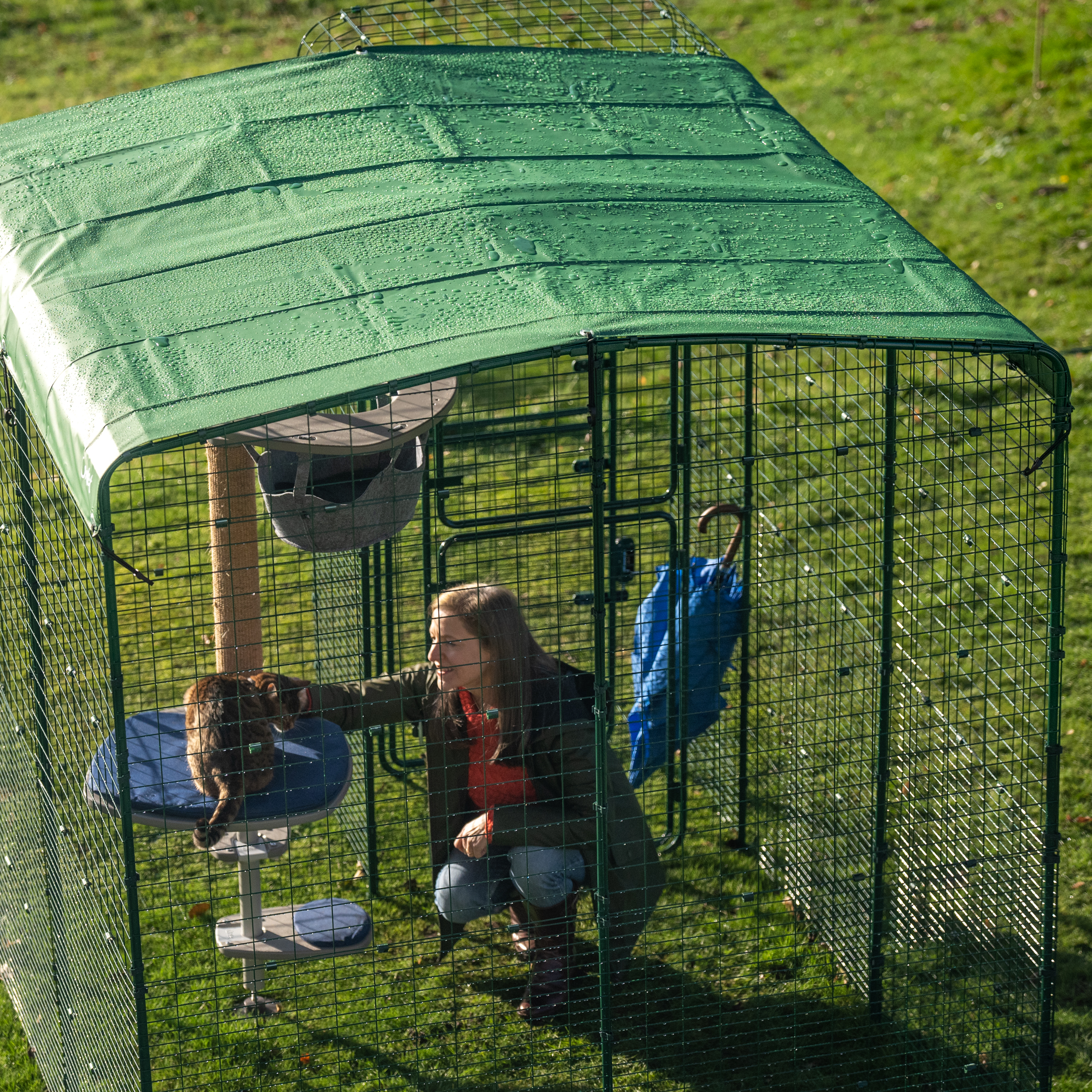 Omlet sales cat enclosure